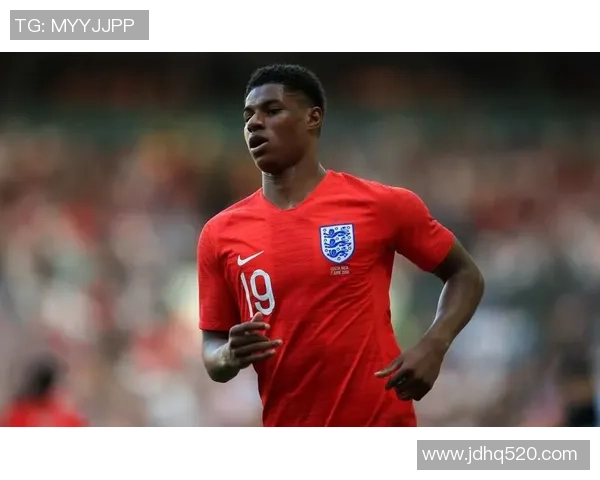 聚焦英超赛场巨星盘点那些闪耀世界的英国足球球星名字与传奇故事