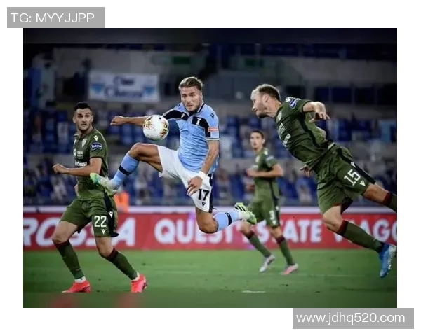 足球巨星组队特效打造震撼赛事视觉体验领略顶级球员合作魅力